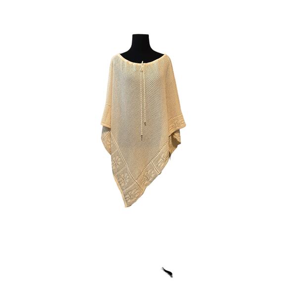 St. John by Marie beige off white knit poncho sweater One Size - Picture 15 of 15